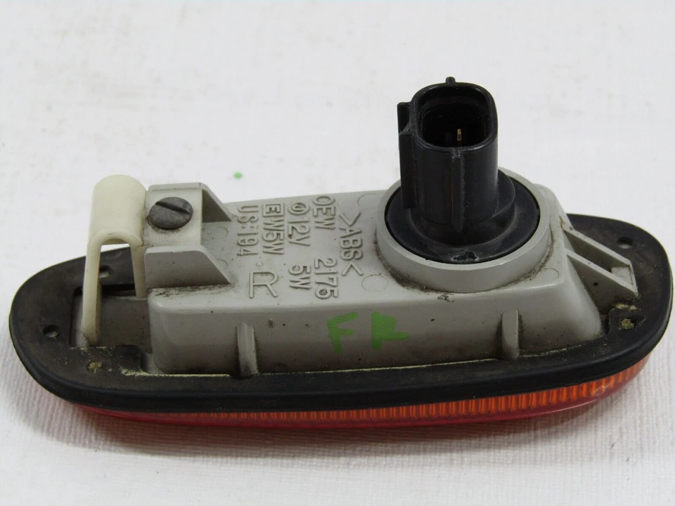 2000 - 2007 斯巴鲁 Impreza 转向信号灯右翼挡泥板 OEW2175 原始设备制造商 — 第 3/3 张图片