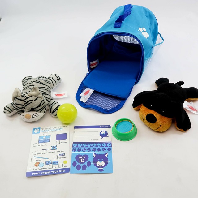 melissa and doug pet travel set