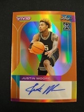 2022-23 Vivid Justin Moore Orange Prismatic Auto 1/10 RC VILLANOVA WILDCATS