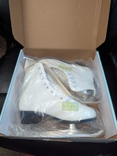 American Athletic - Tricot Lined Figure Skates - Women's US Size 7 NEW In Box