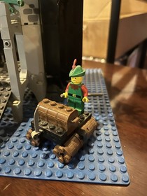 LEGO CASTLE 6077 Forestmen's River Fortress COMPLETE w/ Box and Instructions