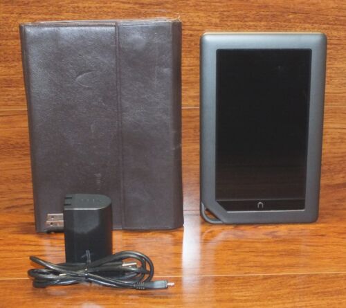 Genuine Nook Color (BNRV200) Black 7 Inch Screen Barnes & Noble 8GB With Wi-Fi! - Picture 1 of 10
