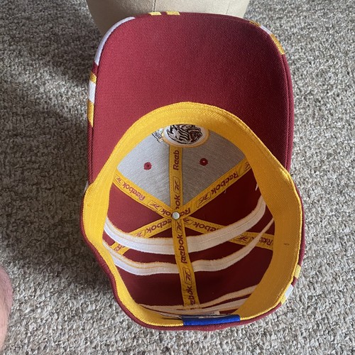 Reebok Hat Cap Washington Redskins Mens OSFM Red Colorful Stretch Swirl Y2K - Picture 7 of 11