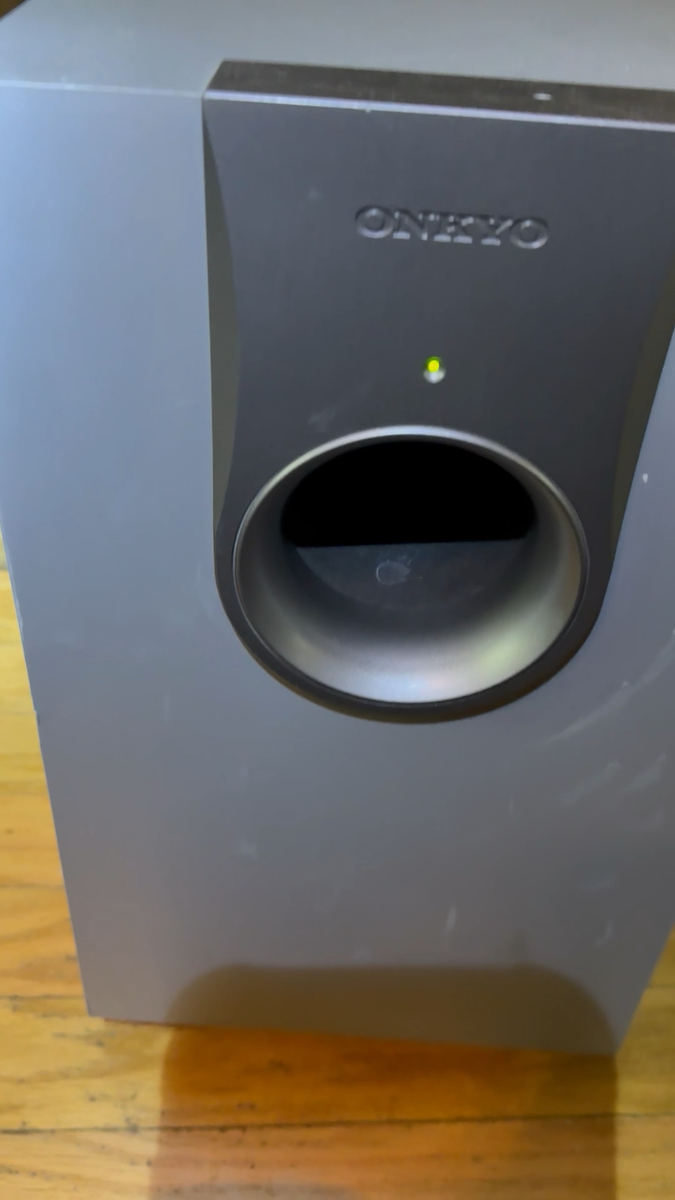 Onkyo SKW-550 Powered Subwoofer 140 Watt *Tested ***See Video ****Rare  Silver!!!