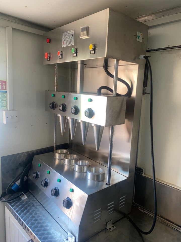 Pizza Cone Making Machine Kitchen appliance 64cm (w), 112cm (H