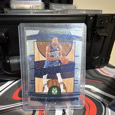 2025 Panini Revolution Giannis Antetokounmpo Cosmo  027/285 