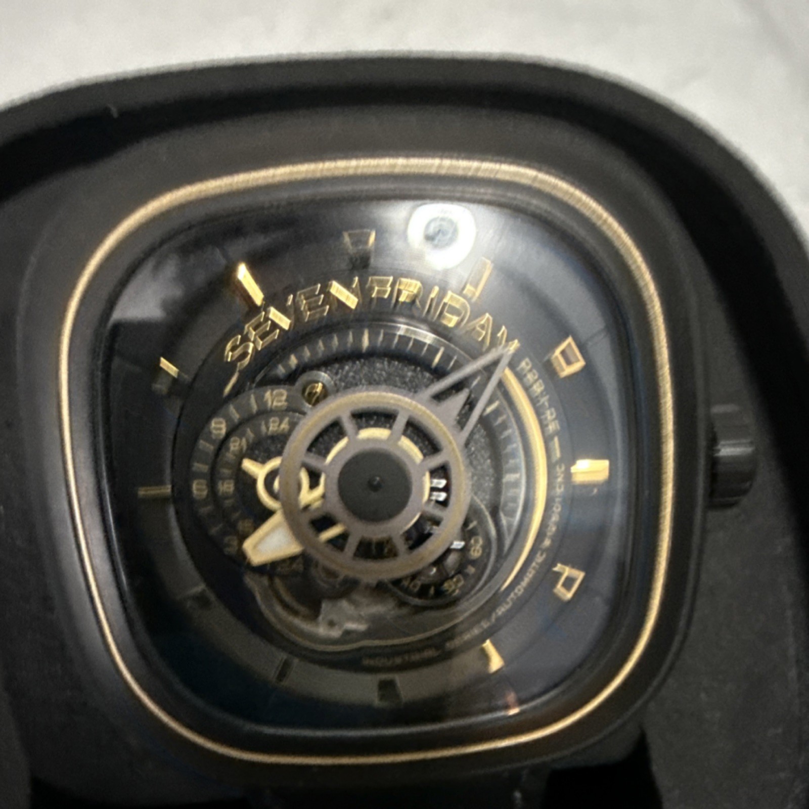 SEVENFRIDAY P-Series Automatic Square Wristwatch … - image 3