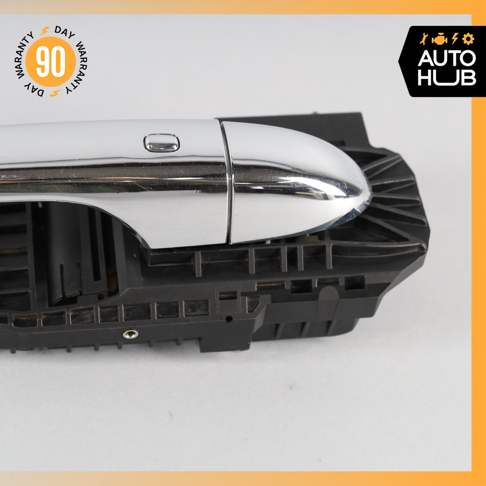 14-21 Maserati Ghibli M157 Front Right Passenger Side Exterior Door Handle OEM