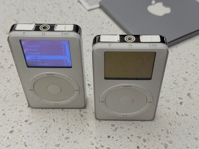 Apple Ipod Classic 2nd Generation A1019 10gb 2002 M8740b/a with