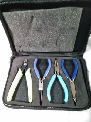Jewelry Repair Kit W/Zip Around case 4 Pieces