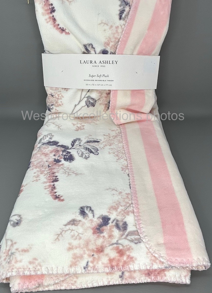 LAURA ASHLEYシルククッション Laura Ashley（ローラ アシュレイ）の通販 | 家具・インテリア雑貨