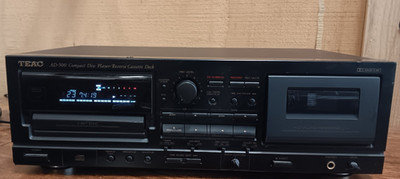 Vintage TEAC CD/Reverse Cassette Deck Model AD-500