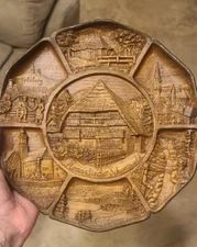 Vintage 3D Carved Resin-Wood Plate Romantischer Schwarzwald Black Forest Germany