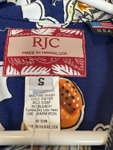 RJC Hawaiian Shirt Mens Small Made In Hawaii Button Up Pineapple Fruit Volcano - Picture 4 of 4