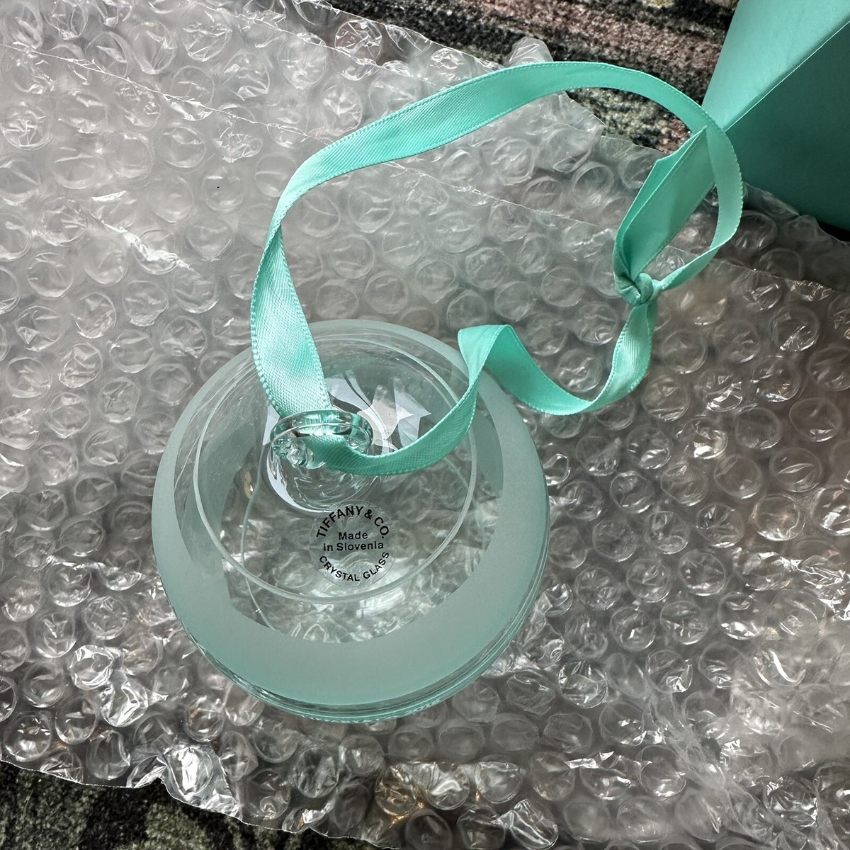 Tiffany&Co Ornament Crystal Blue Glass Ball 2018 Frosted Stripes