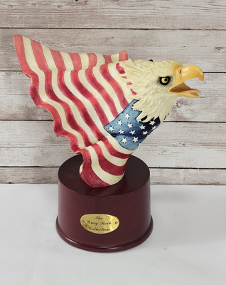 Angry Anerican Eagle Calling Statue The Gray Rock Collection USA Flag Patriotic 
