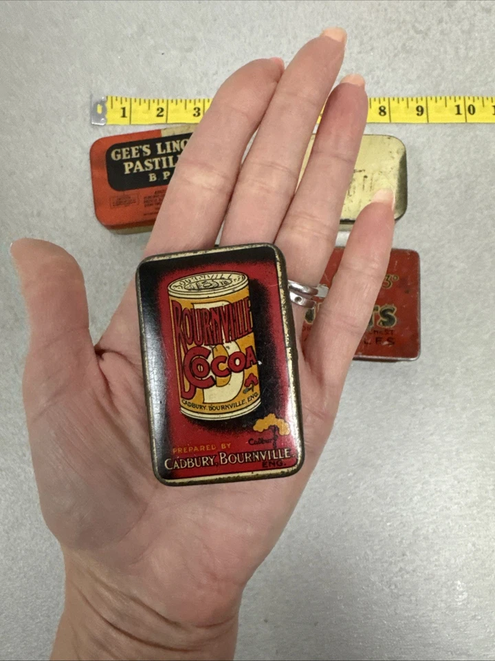 Vintage Small Tin Boxes 5 PCS Various Brands And Sizes - Image 3 of 4