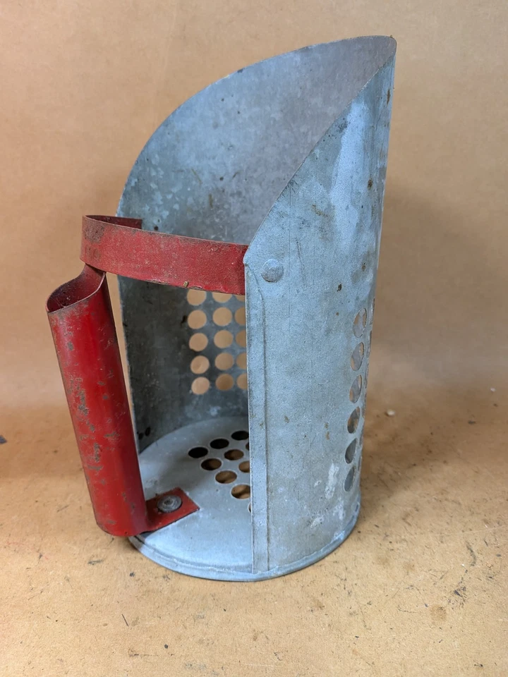 Detector de metales vintage con cuchara de arena de playa de metal Foto 3 de 4