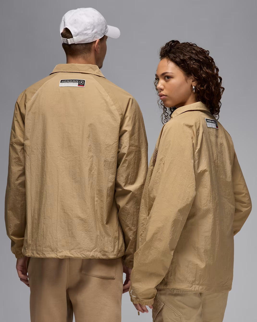 Nike Air Jordan Essentials Mens Coaches DWR Windbreaker Jacket Khaki Size Medium thumbnail 12