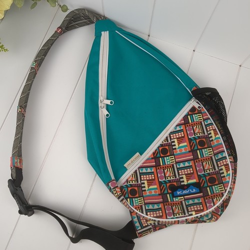 Kavu Paxton Rope Crossbody Sling Bag Rucksack Seilgurt Türkis Geometrisch - Bild 2 von 12