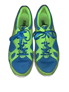 nikeid tennis shoes