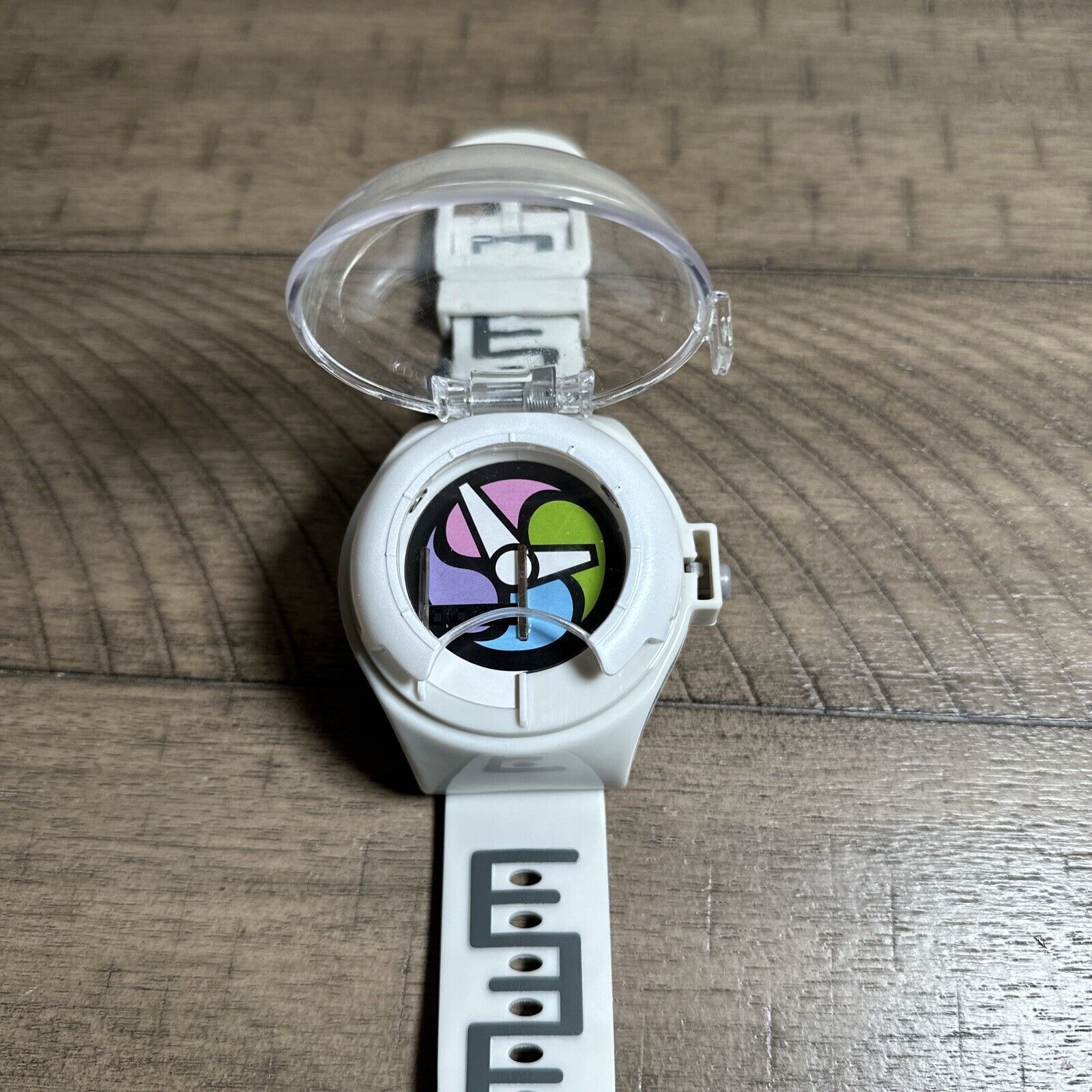 Bandai Japan Yokai Watch Wristwatch for Medals Yo-Kai + 7 Yo Kai Medals  TESTED!!