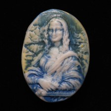 Studio Limoges Porcelain Raised Button Relief Mona Lisa