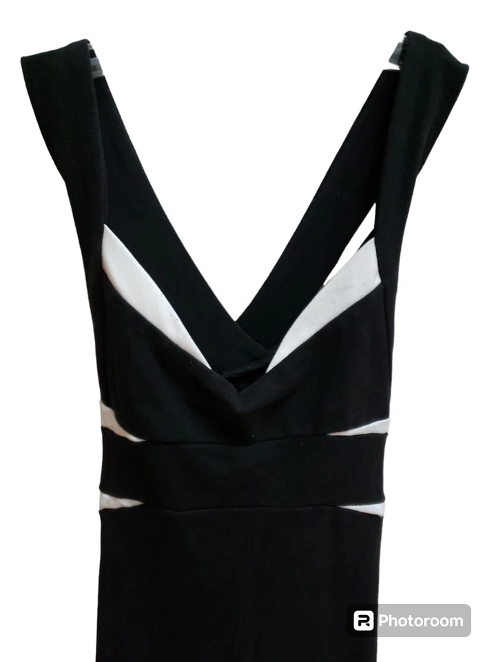 Vestido Love Culture Feminino Tamanho S Bodycon Preto Branco Sem Mangas Mini Rayon - Imagem 4 de 4