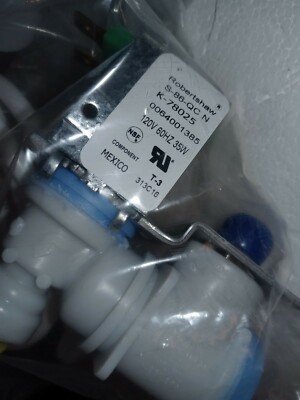 Kit De Repuesto Para Máquina De Hacer Hielo Automática Whirlpool/Amana - Modelo ECKMF95, Pieza #118649, Color Blanco