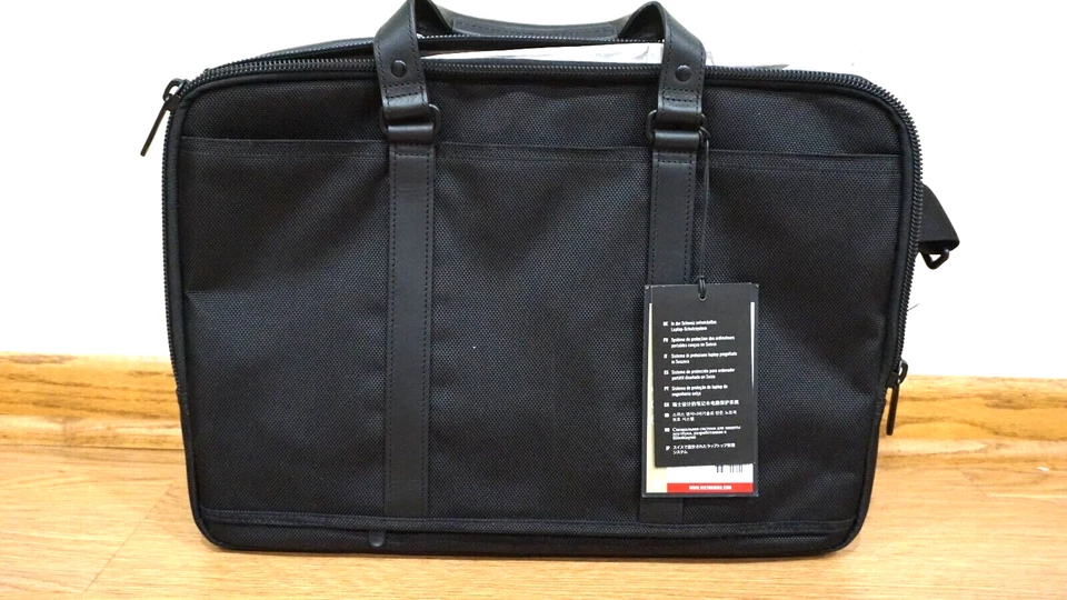 VICTORINOX PAULISTA 17 LAPTOP BRIEF WITH TABLET/eREADER POCKET NEW - Image 4 of 4