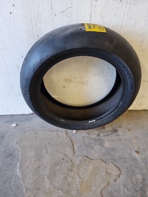 metzeler racetec rr comp k 180/60 R17 Rear Slick Pirelli Super Corsa