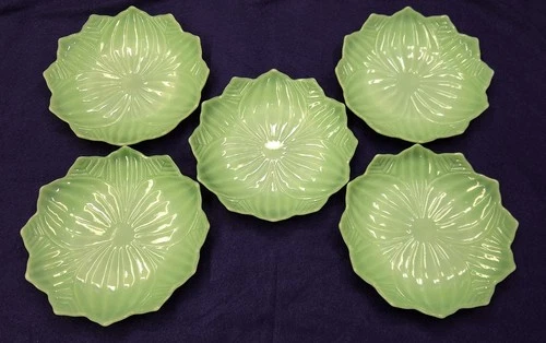 Set of 5 Fire King Jadeite Lotus Leaf 8” Plates