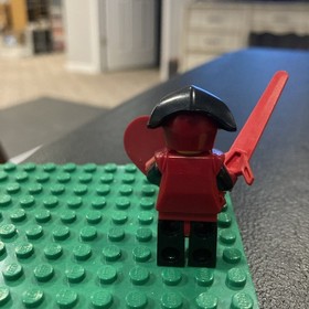 Lego Castle Shadow Knight Vladek Scorpion armor minifigure 8802 8876 8877 Shield