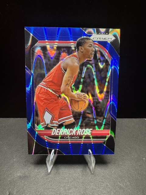 2925-26 Panini Prizm Derrick Rose Blue Seismic Prizm 133/199 Bulls