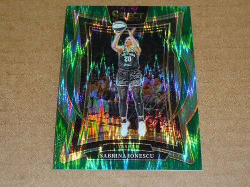 2025 Panini Select WNBA SABRINA IONESCU GREEN FLASH PRIZM CONCOURSE LIBERTY #98