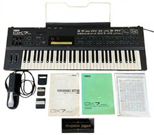 Yamaha DX7II-D FM Synthesizer  Keyboard Vintage w Case Manuals Pedal from japan