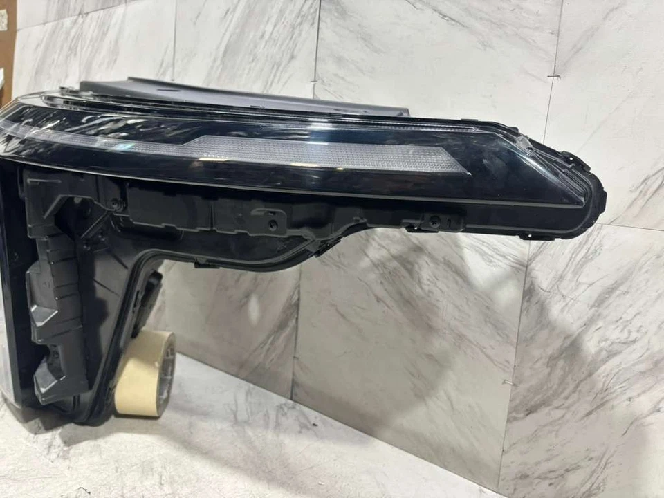 Conjunto de faros KIA CARNAVAL 2025 FABRICANTE DE EQUIPOS ORIGINALES REFLECTOR LED LADO DERECHO DERECHO 92102-R0740 Foto 4 de 4