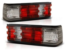 Rückleuchten Set für Mercedes Benz W201/190 BJ 12.82-05.93 Klarglas / Rot / Chro Rückleuchten Set für Mercedes Benz W201/190 BJ 12.82-05.93 Klarglas / Rot / Chro