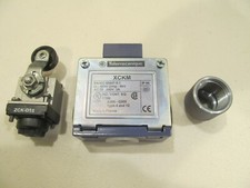 Limit Switch, 1/2"npt, Telemechanique P# XCKM-ZCK-D15, Steris # P72110141F