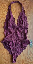 Vintage Maroon Burgundy Stretch Lace Bodysuit Halter Top Aprox M Bottom Snap