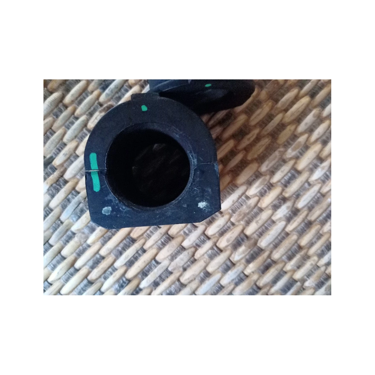 2 pcs ISUZU Bushing Rubber Stab Bar #8981614460 CAB 4X4 D-Max 2012