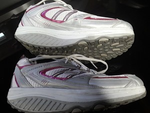 skechers lace up plata