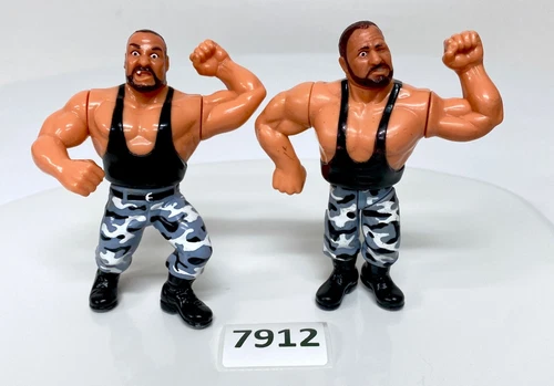 WWF wwe Vintage Hasbro Wrestler The Bush Wackers Luke and Butch Nice