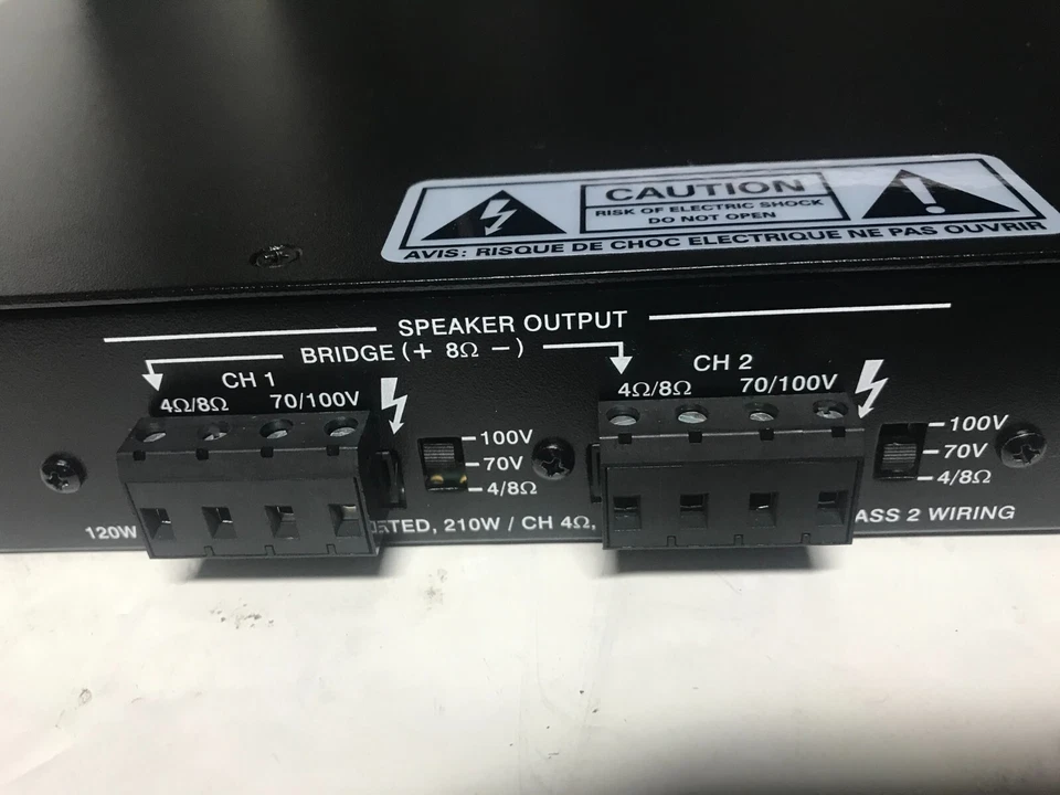 Crestron AMP-2210T 2-Kanal 2x 210W kommerzielle Endstufe Rackmount (NOS) - Bild 4 von 4