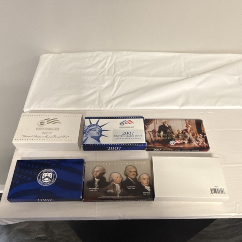 U.S. Mint Proof set & Presidential Coins 2007  w/  OGP/COA.  28 coins. 2 Sets