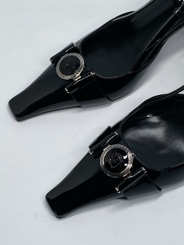 Versace Medusa Buckle Leather Slingback Pumps size 41 Retail $1195 - Picture 7 of 15