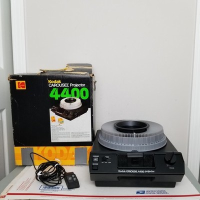 Kodak Carousel 4400 Slide Projector with Remote Tray Lens Box Tested Vintage