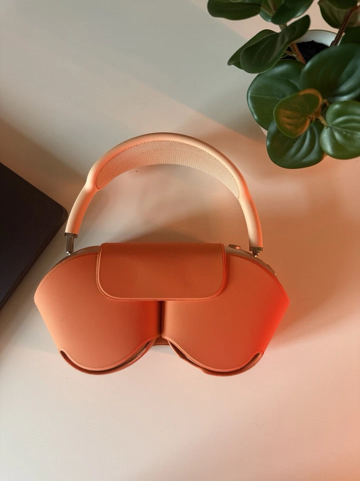 AirPods Max USB-C Naranja con Estuche Inteligente - Excelente Estado Foto 2 de 4