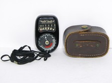 VTG WESTON MASTER II UNIVERSAL EXPOSURE LIGHT METER MODEL 735 W/ LEATHER CASE