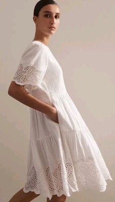 ME+EM Käsetuch Lochstickerei Detail Kurzarm Stufenkleid, weiß - Größe 18